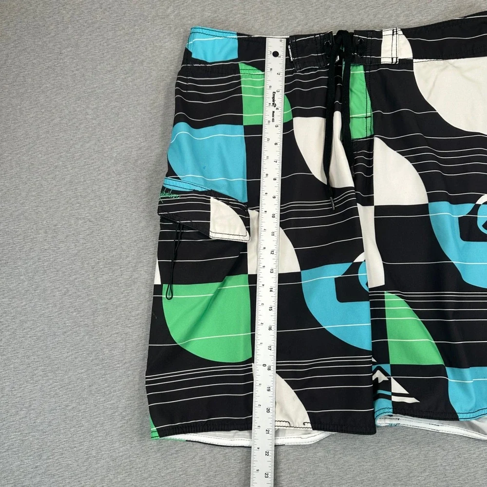 Y2K Quiksilver Board Shorts Mens 34 Geometric Colorblock Surf Trunks Embroidered